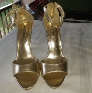 *PRE LOVED* Bertinni Gold Jeweled Panther Sandal
